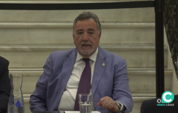 El afamado autor durante una de sus intervenciones en el Museo de las Cortes