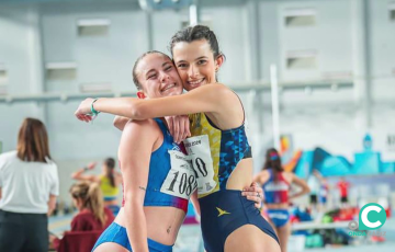 Las representantes gaditanas celebran su triunfo