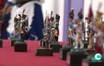 Algunos detalles de las piezas que conforman la muestra