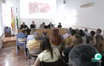 Un momento del encuentro que se celebró en la Biblioteca Provincial de Cádiz