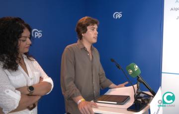 El diputado nacional del PP durante la rueda de prensa.