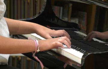 Intérprete al piano
