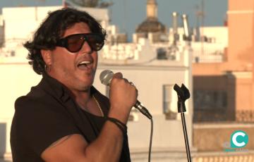 El cantaor Cañejo durante su actuación.