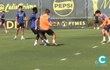 Imagen de la primera sesión en la Ciudad Deportiva Bahía de Cádiz (Foto: Cádiz CF)