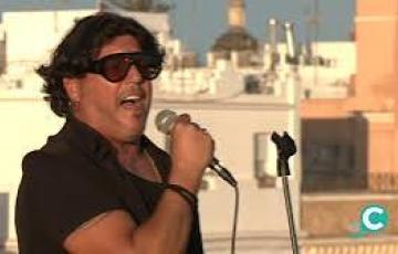 El cantaor Cañejo durante su actuación.