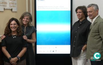 Foto de familia tras la rueda de prensa presentación de este martes.