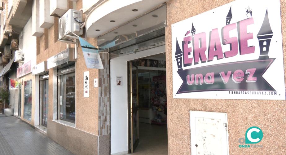 Imagen de las tiendas asociadas en la zona de Santo Tomás. 