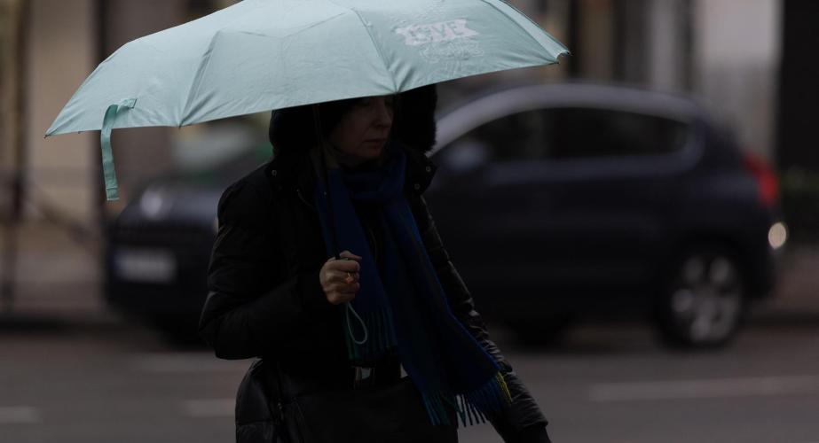 Los paraguas volverán a ser necesarios en las calles gaditanas este viernes