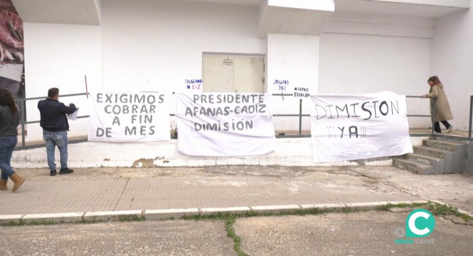 Acciones de protesta en la fachada del centro