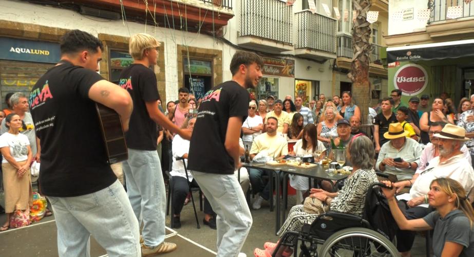 Imagen del grupo Savia Nueva durante su participación en la final del concurso 