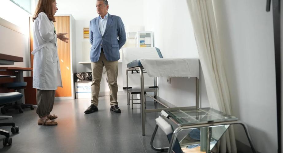 El vicepresidente primero y consejero de Presidencia, Sanidad y Emergencias, Antonio Sanz.