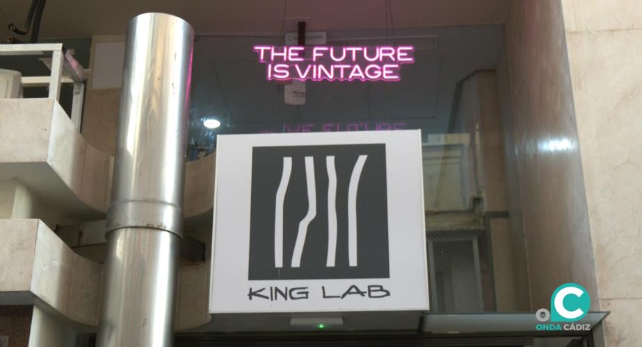 King Vintage Reworked se encuentra en el local de la calle Montañés.