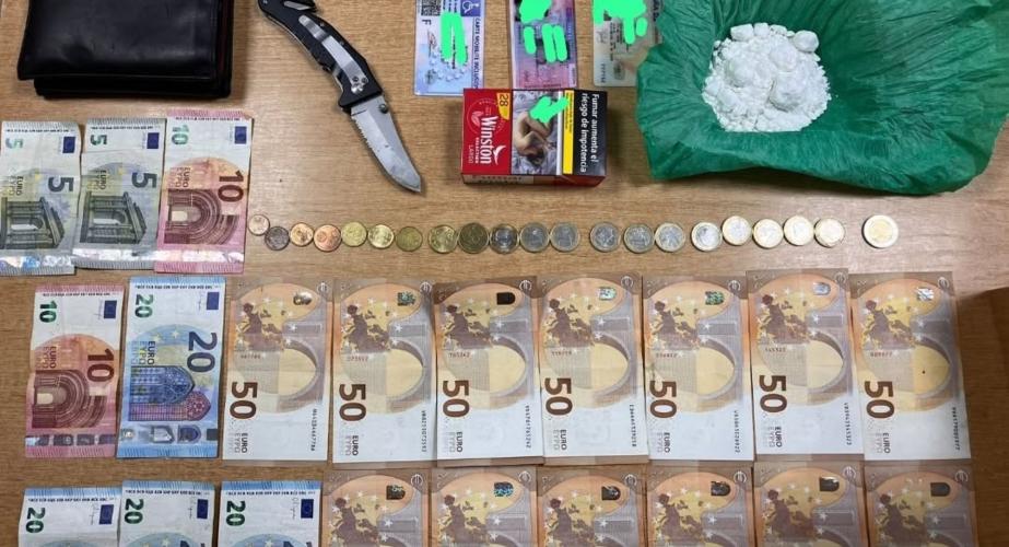 Droga y dinero intervenido en la localidad gaditana