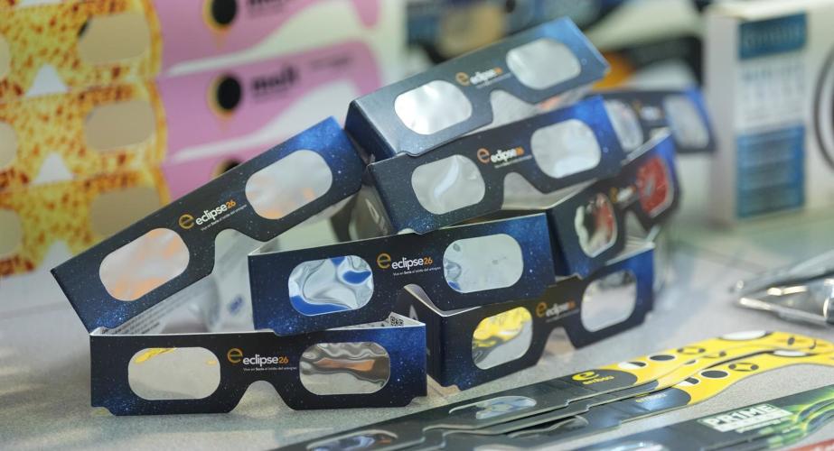 Gafas para observar el eclipse solar