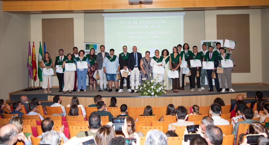 Casi la mitad de los alumnos han sido contratados por las empresas en las que hacían prácticas