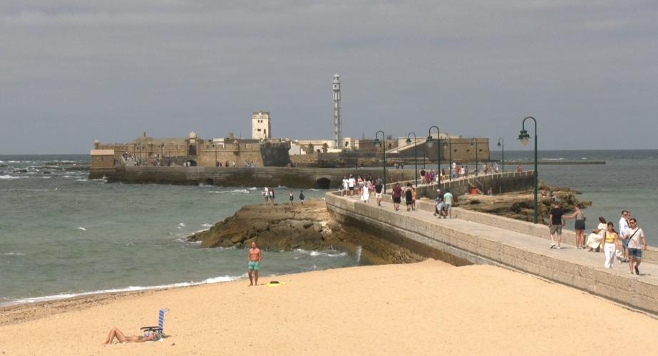 El Gobierno cederá el próximo viernes a Cádiz el castillo de San Sebastián
