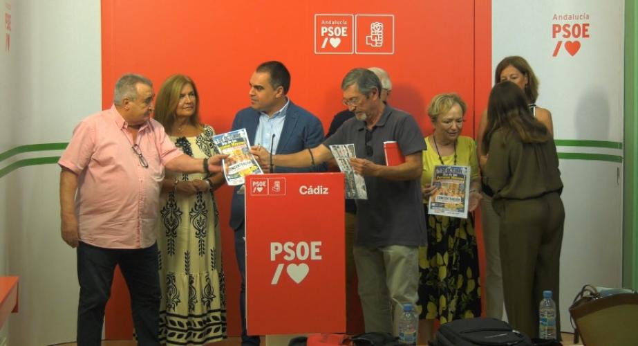 El PSOE y los sindicatos reivindican el aumento de los recursos para la asistencia y las prestaciones de las personas mayores.