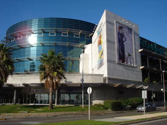 noticias cadiz corte inglés.jpg