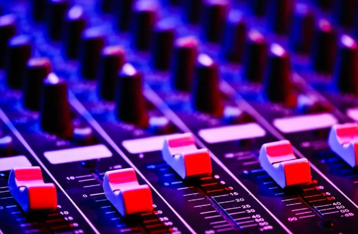 musica electronica.jpg