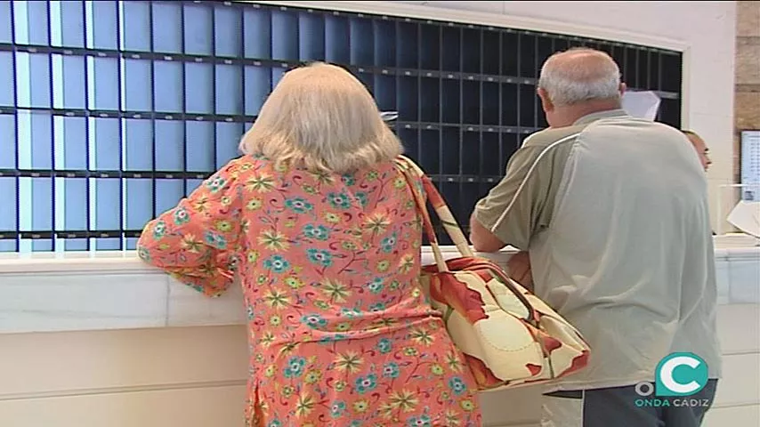 noticias cadiz clientes hotel caleta.jpg