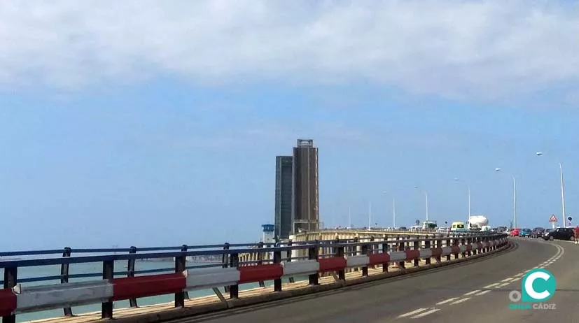 OTRO Puente abierto_0.jpg