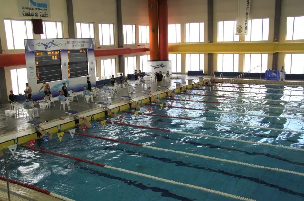 noticias cadiz piscina ciudad de cadiz.jpg