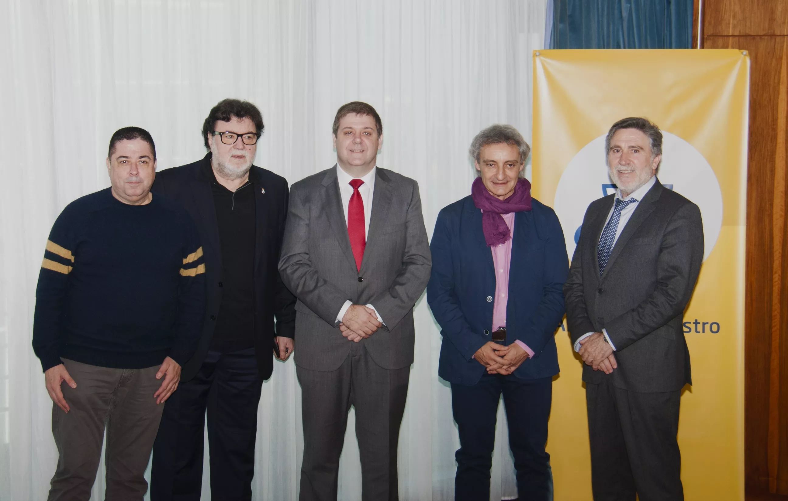 noticias cadiz Firma acuerdo correos.jpg