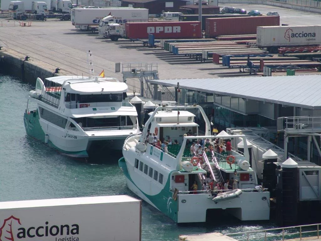 noticias cadiz Servicio marítimo catamarán_1.jpg