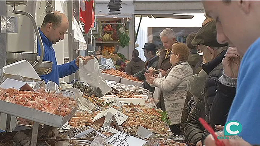 noticias cadiz marisco en la plaza cadiz.jpg
