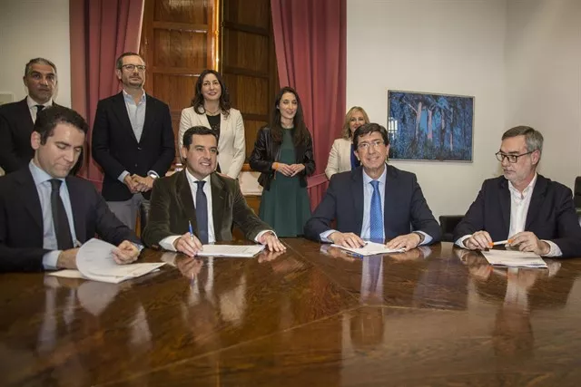 NOTICIAS CADIZ PACTO GOBIERNO ANDALUCIA.jpg