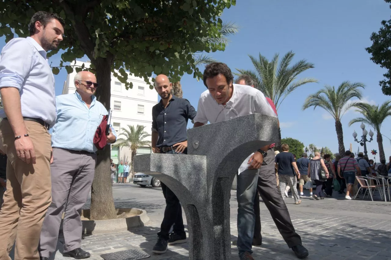 FUENTES AGUAS DE CADIZ.jpg