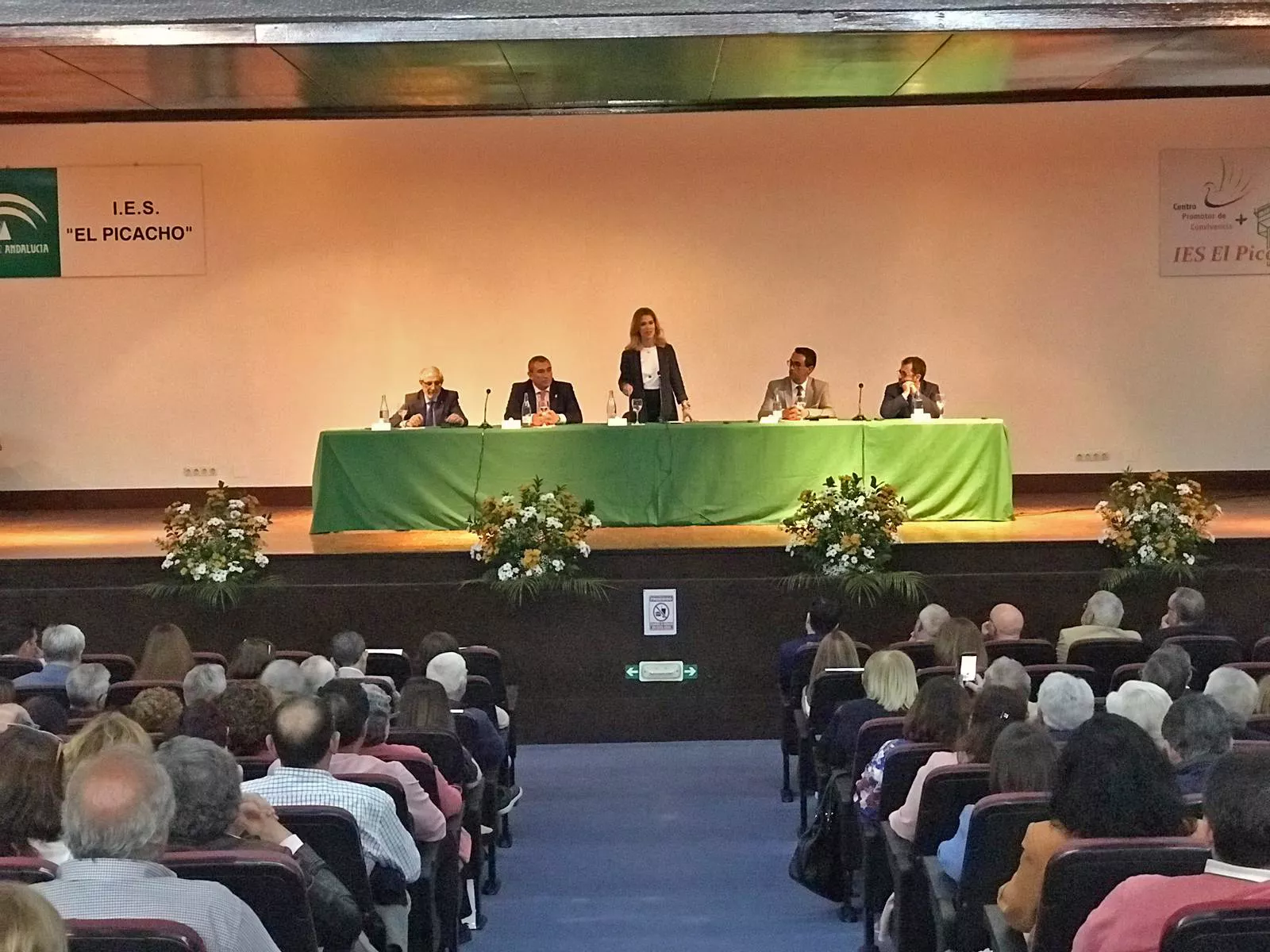 noticias cadiz Homenaje Profesores Jubilados.jpg