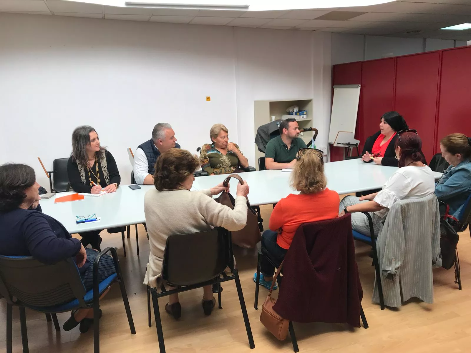 noticias cadiz ciudadanos reunion hosteleros.jpeg