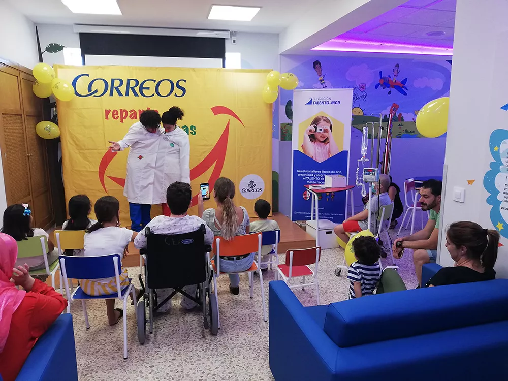 noticias Cadiz Correos Reparte Sonrisas (1).jpg