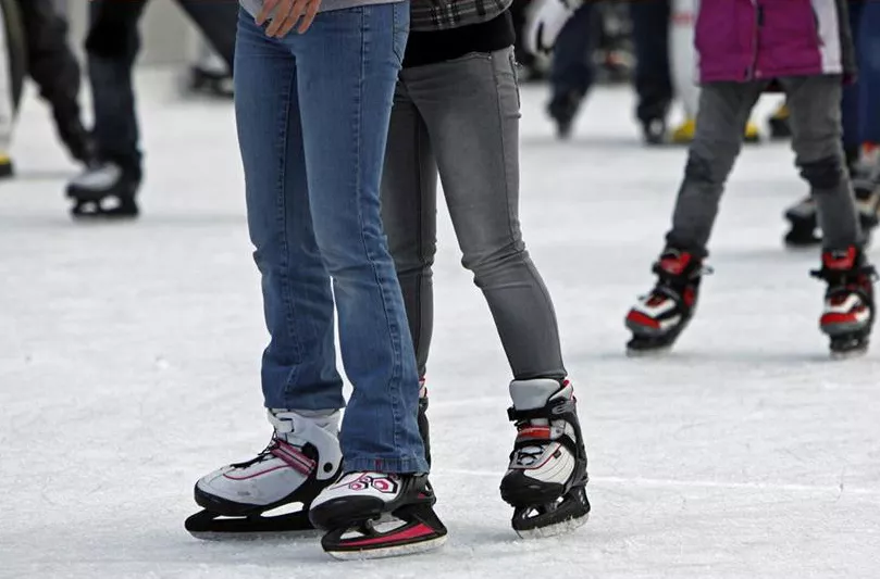 noticias cadiz pista de hielo_1.jpg