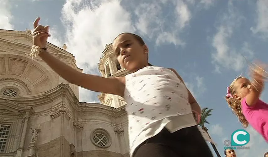 A.A. FOTO FLAS OK.jpg