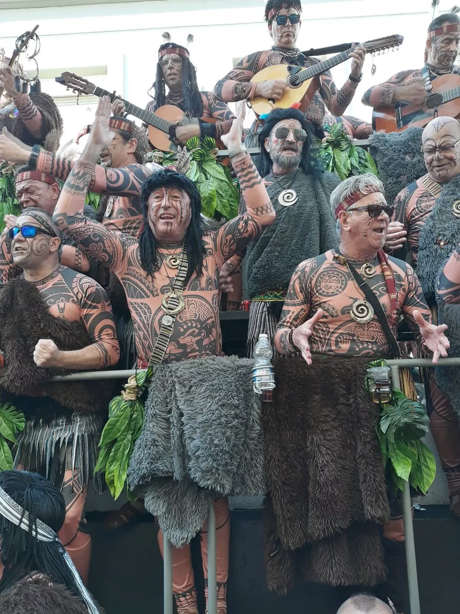 noticias cadiz CORO CALLEJERO.jpg