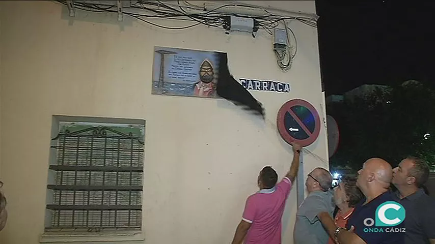 noticias cadiz placa manolo cornejo.jpg