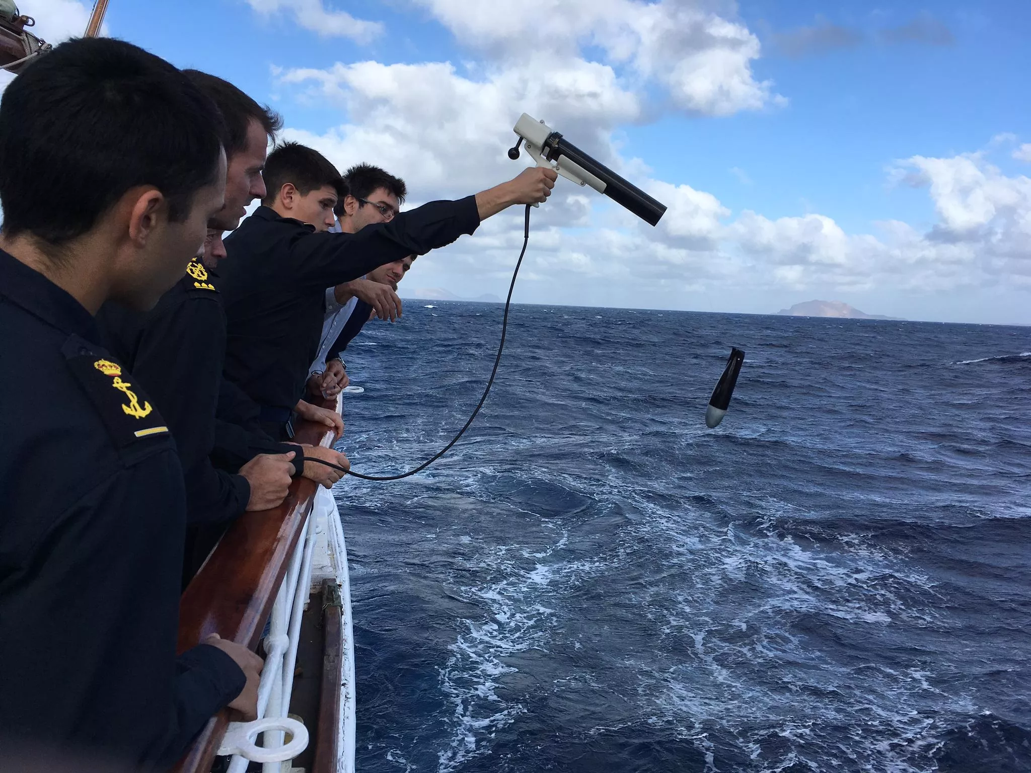 noticias cadiz Adiestramiento_lanzamiento_de_sondas.jpg