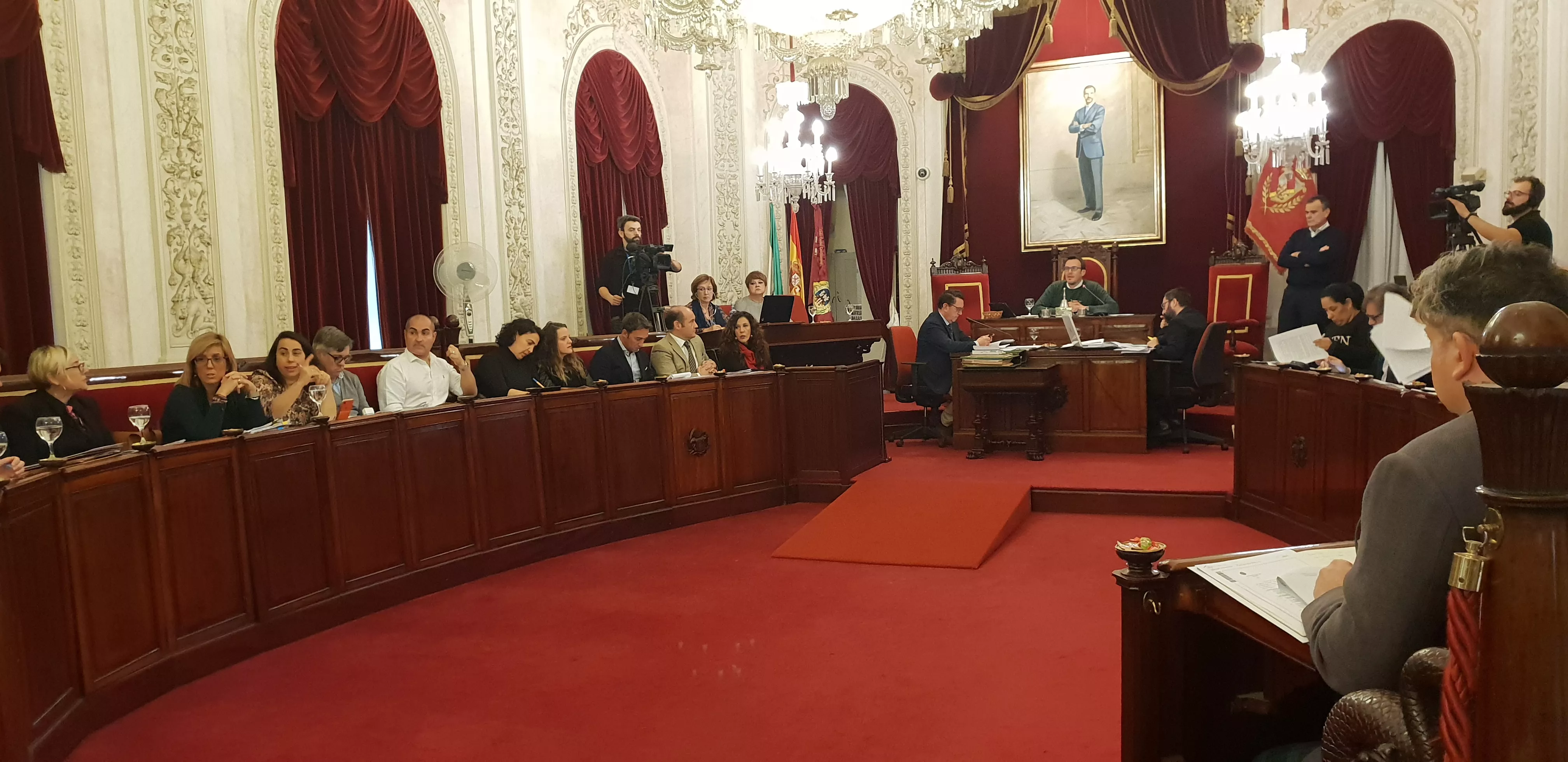 noticias cadiz Pleno 2.jpg