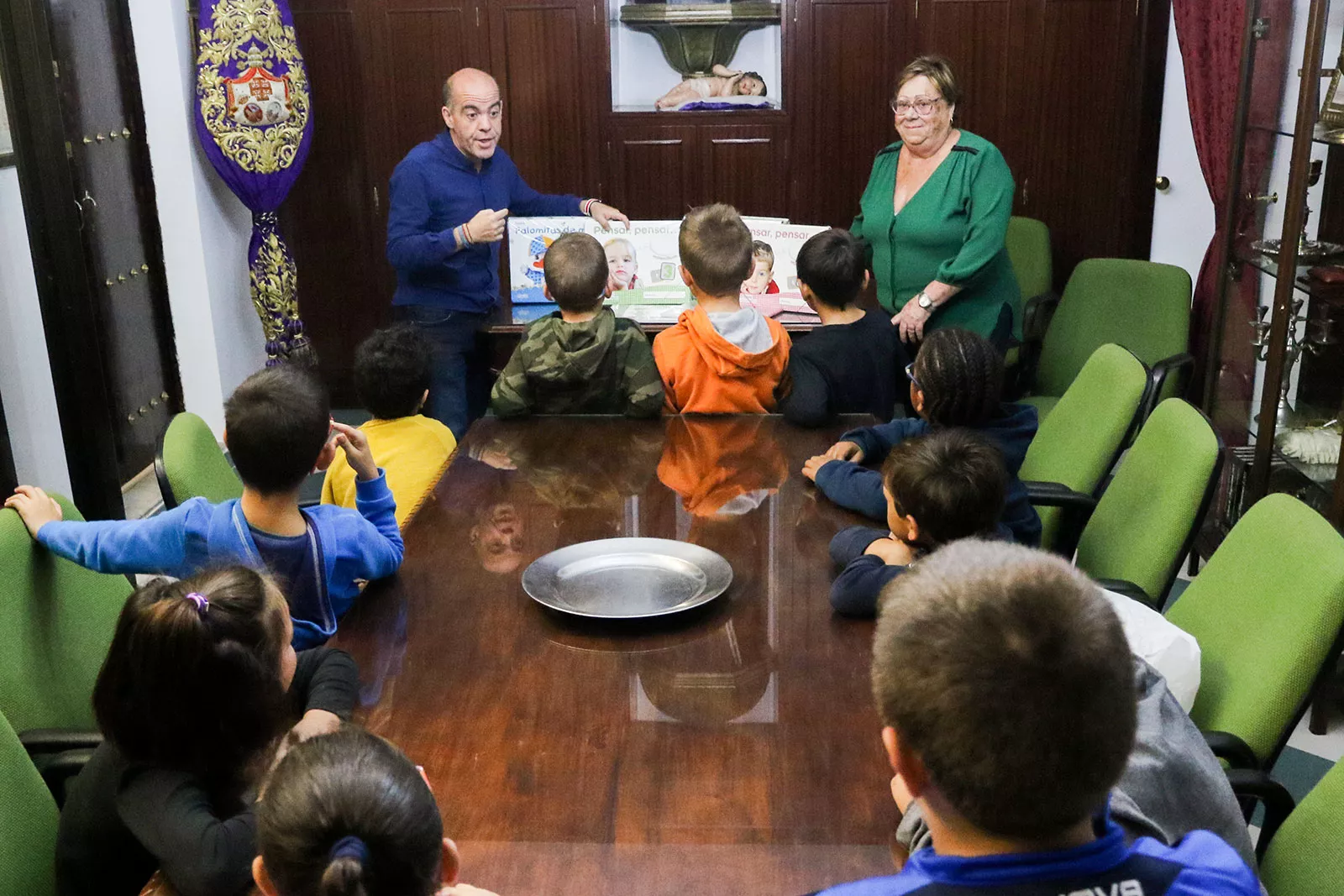 noticias cadiz donacion_material_escolar_entrega.jpg