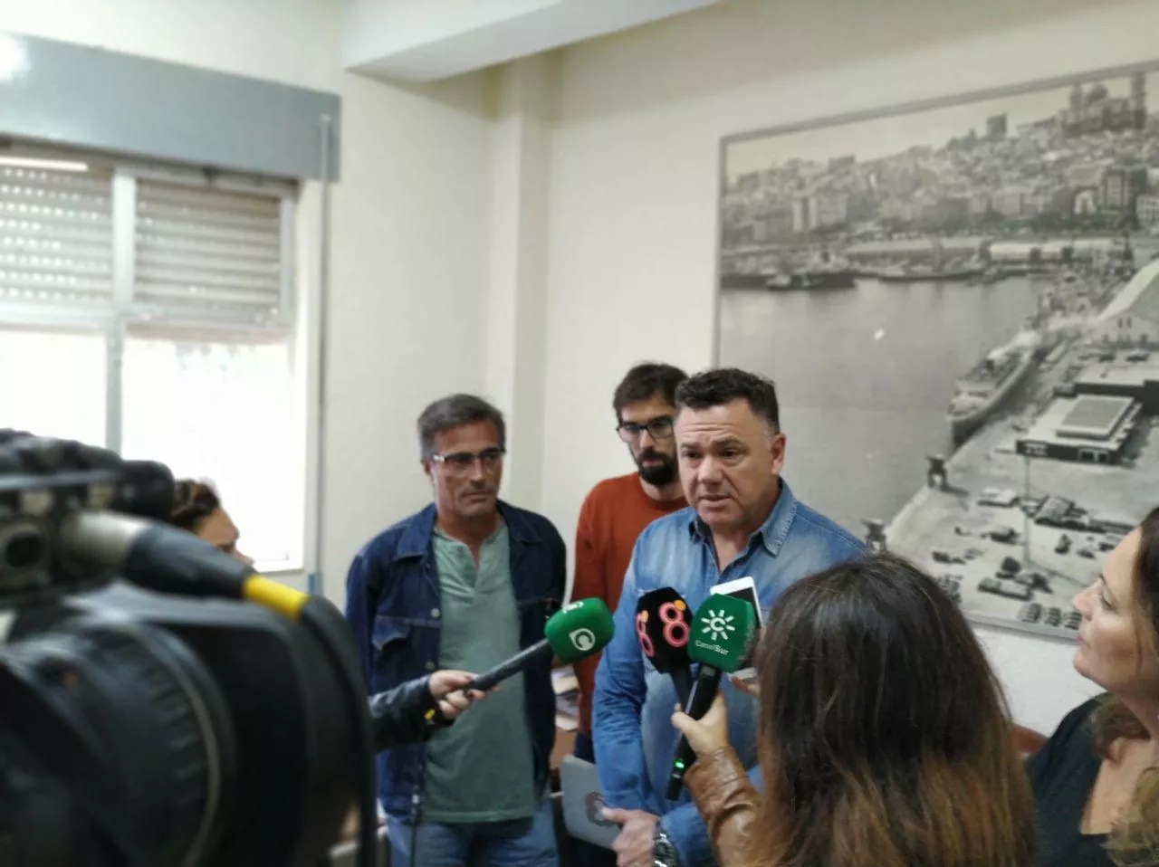 unidas podemos estibadores cádiz.jpg