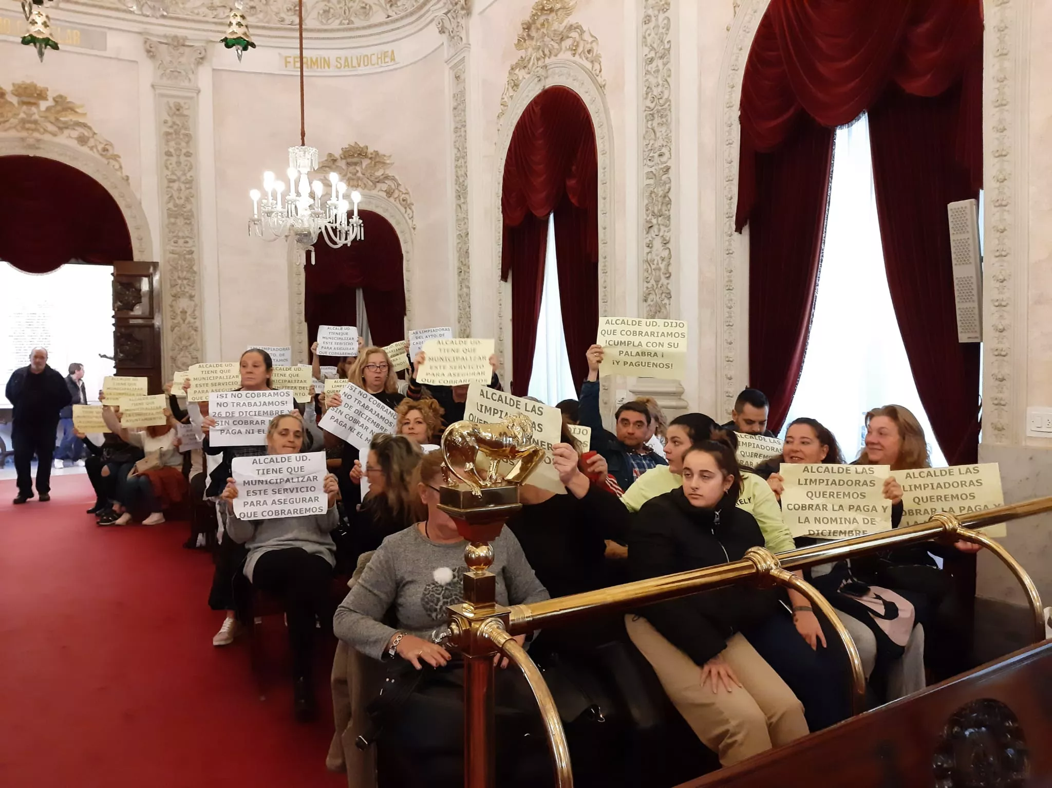 noticias cadiz protesta limpiadoras.jpg