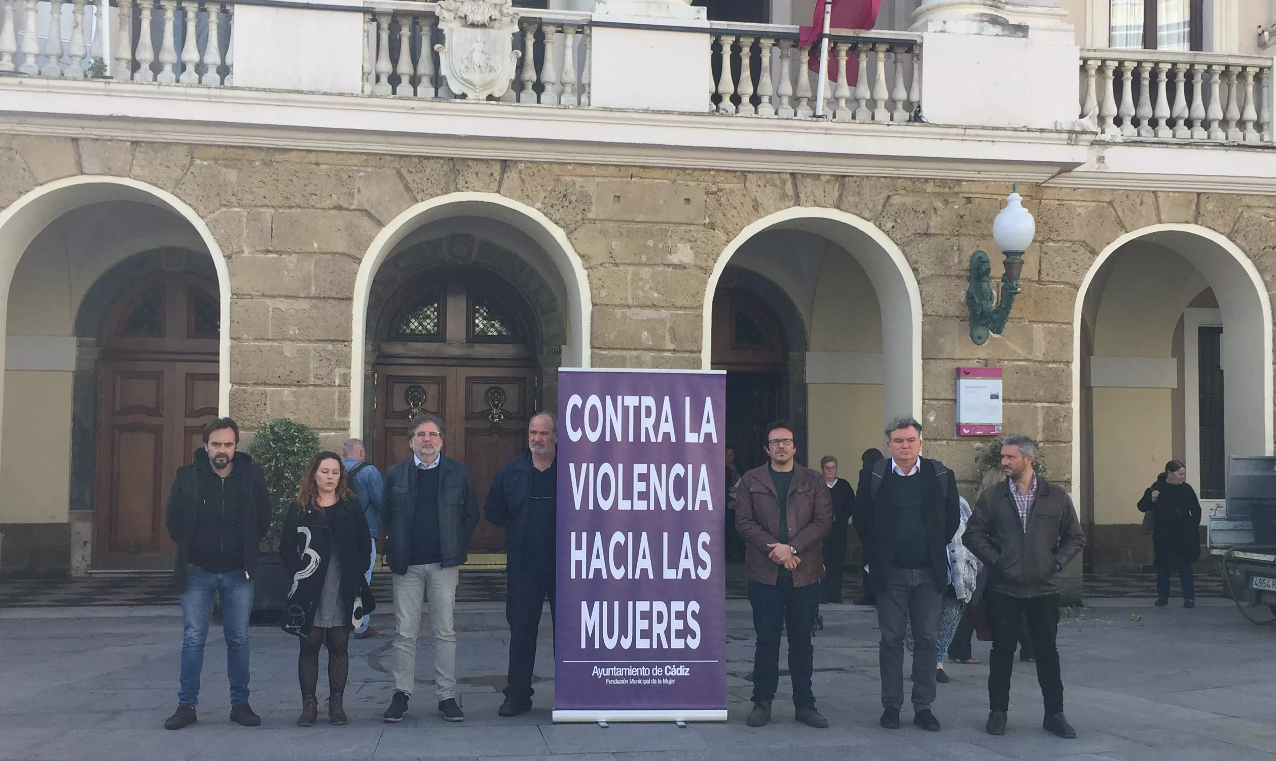 noticias cadiz minuto de silencio_0.jpeg