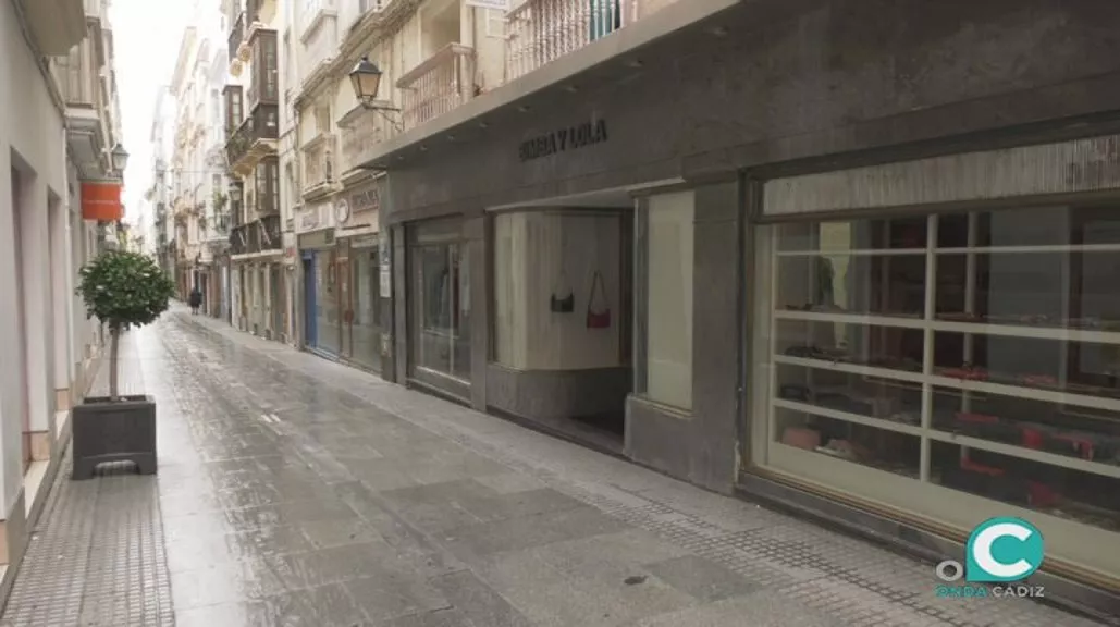 a. FOTO COMERCIOS CERRADOS OK.jpg