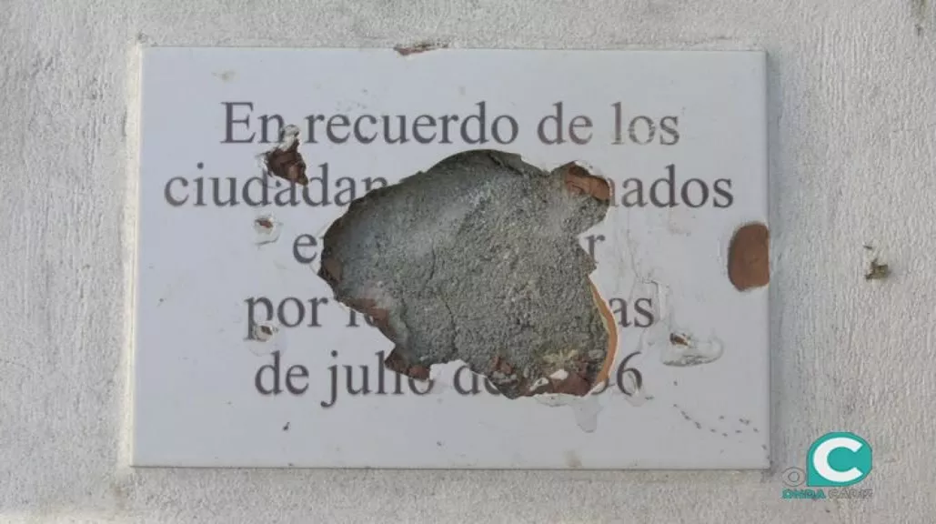 FOTO ACTOS VANDALICOS.jpg