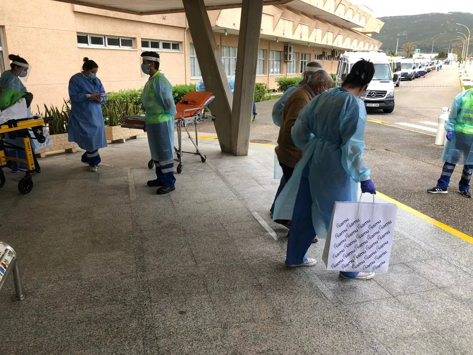 mayores de alcalá.jpg