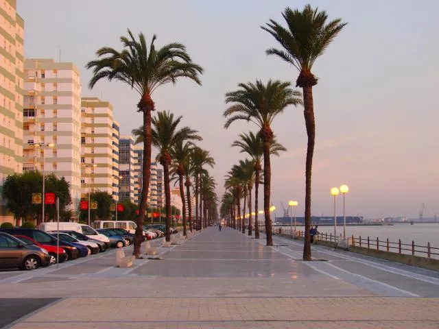 noticias cadiz Avda_ de La Bah__a-C__diz_0.jpg