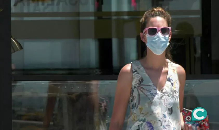 a. a. FOTO PERSONAS MASCARILLA.jpg