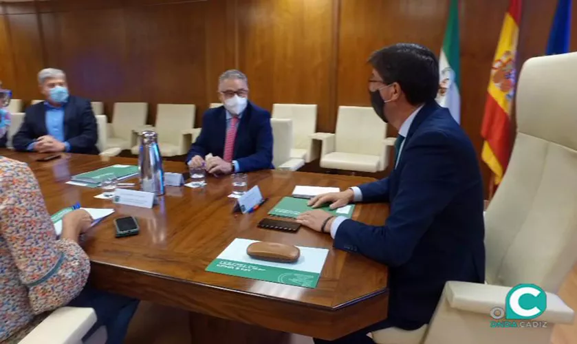 a. foto reunon junta turismo.jpg